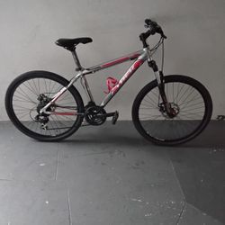 BICYCLE TREK 21 SPEED BRAND NEW 