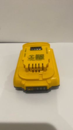 NEW DEWALT BATTERY DCB203