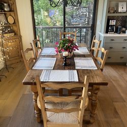 Dinning table And 8x Chairs 