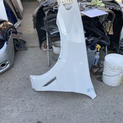 2018-2024 BMW X3 Left Fender 