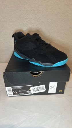 Nike MVP 92