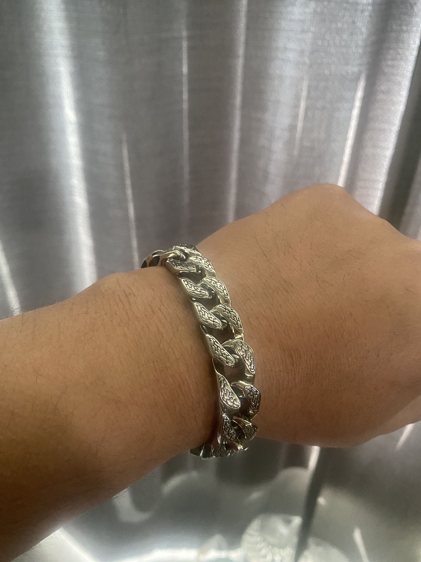 Bracelet