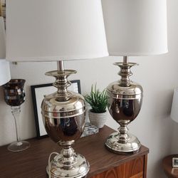 2 silver lamps