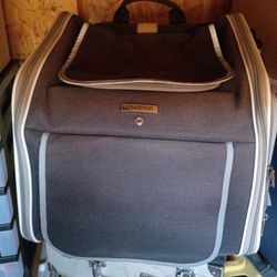 Animal carrier Backpack/Bicycle 