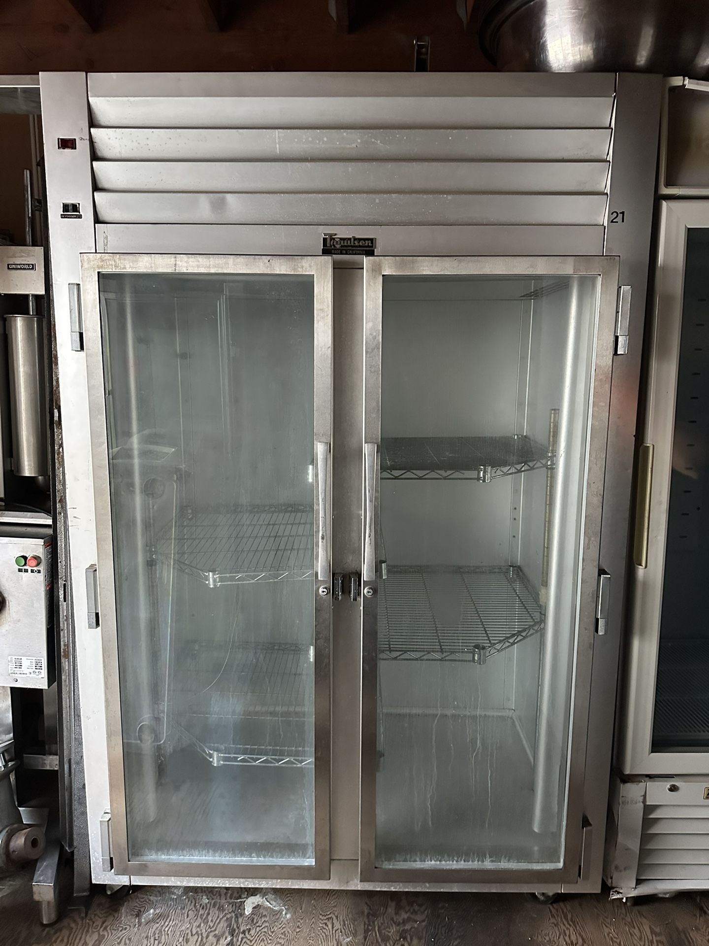 Double Glass Door Fridge Traulsen Refrigerator For Restaurant Or Garage