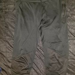 Women Large Jogger Capri