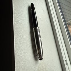 Montblanc Fountain Pen 