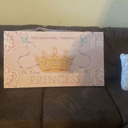 Princess Sign