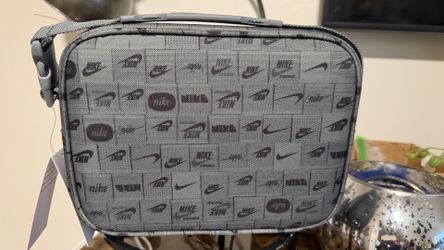 New with tags Nike tote bag/lunchbox