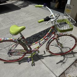 Alice + Olivia Bike, designed by Stacey Bendet