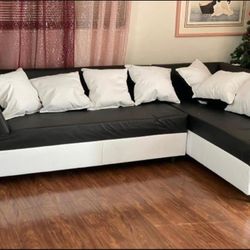L Sectional Furniture Pillows Included. Brand New