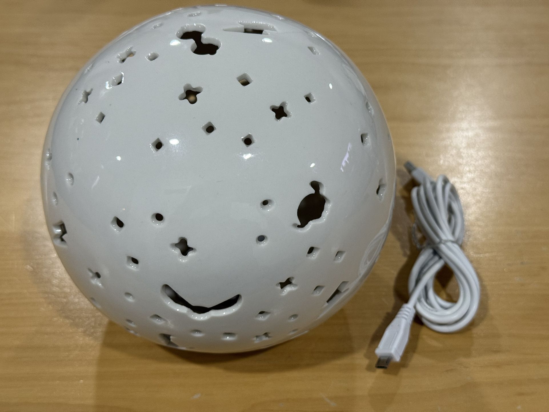 UKONIC Harry Potter Lamp Barely Used. Comes with USB Cord. Excellent Condition .