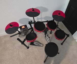 Alesis DM7X drum set