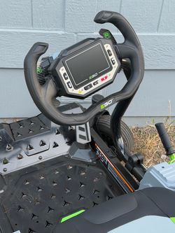 Electric lawnmower