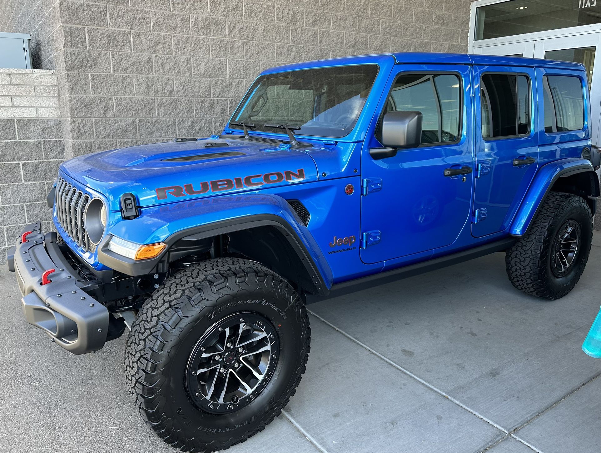 Factory 2018-2024 Jeep Wrangler JL Unlimited 4DR Rubicon Rock Sliders Rails 