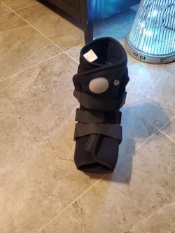 Shoe Cast