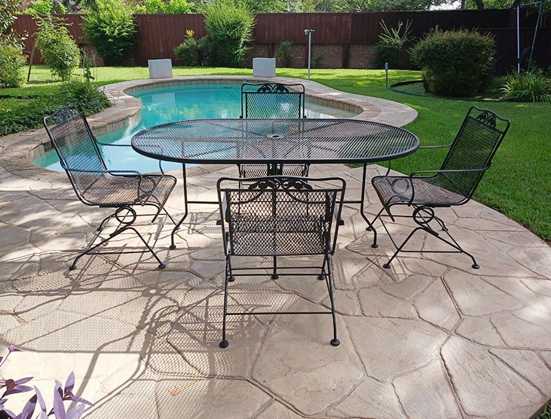 Wrought Iron Outdoor Dining Set with 4 Spring Rocker Chairs