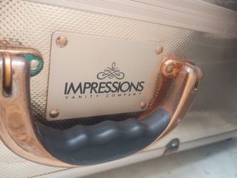 impressions vanity company luggage