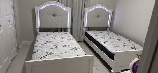 Twin Beds
