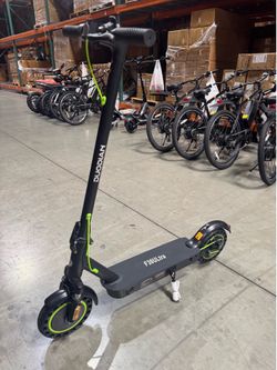 Electric scooter