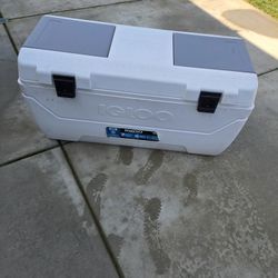 Igoo Cooler 156 L