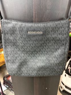 Michael Kors Signature Crossbody Bag