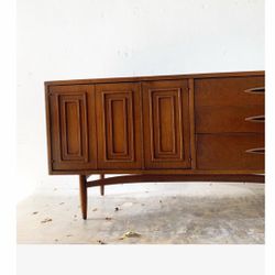 Vintage Broyhill Midcentury Modern Credenza