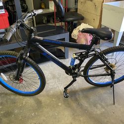 Genesis v2100 bike 