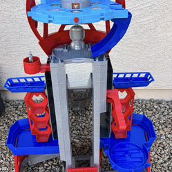 Paw Patrol, Transforming Ultimate City Tower