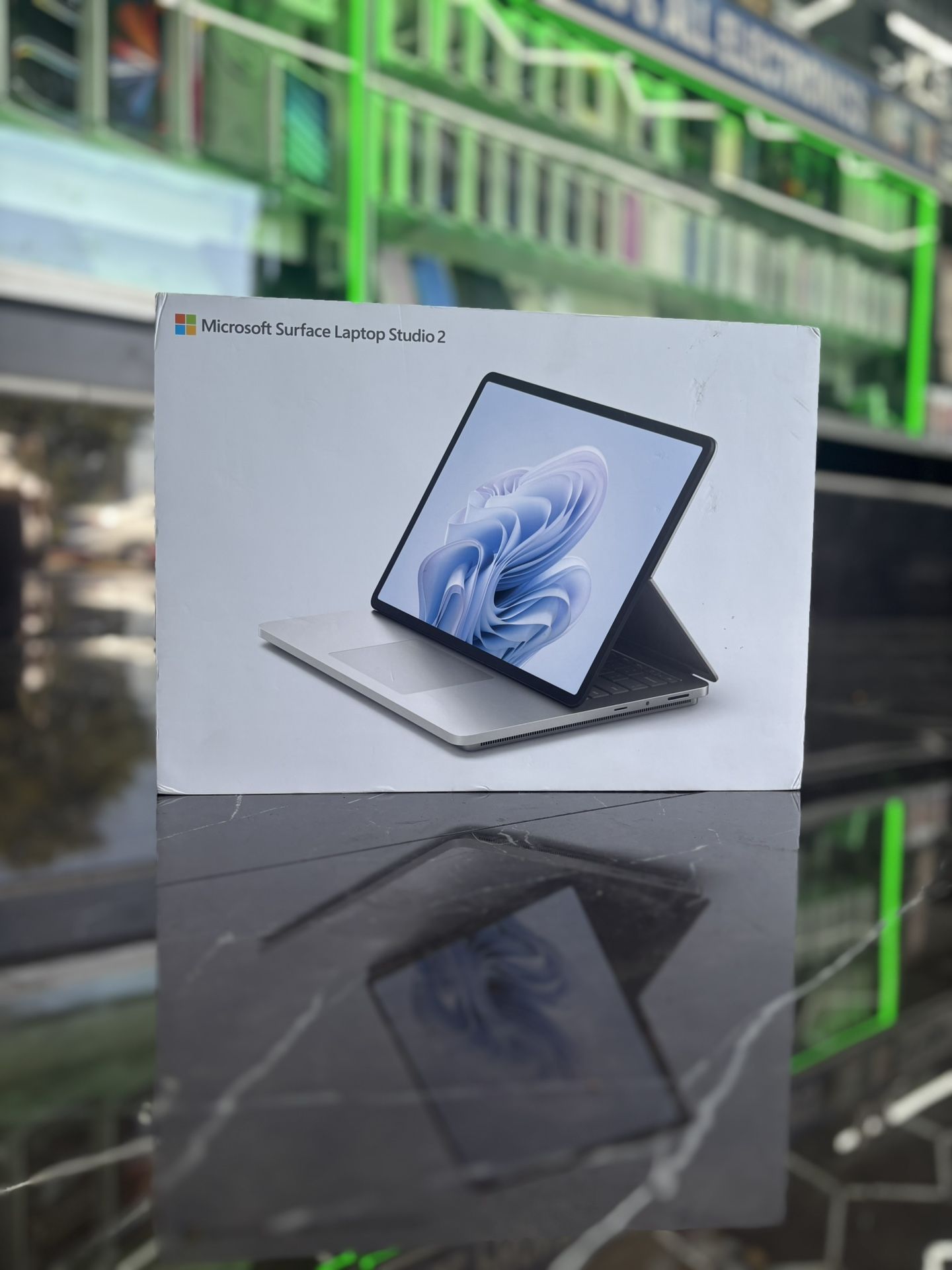 Microsoft Surface Laptop Studio 2 13th Gen Intel Core i7 Processor 16GB GO/GT RAM-512GB 4050 GPU PLATINUM 🔥 (Take It Home In Payments)