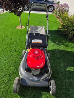 Honda lawn mower