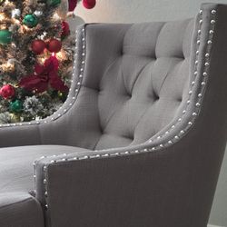 Large Accent Chairs Nailhead Trim $-both