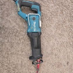 12 Amp Corded Reciprocating Saw