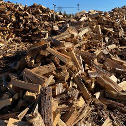 Split Firewood (*FREE DELIVERY)