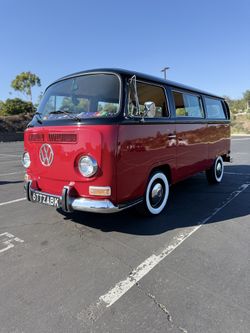 1971 Volkswagen Bus