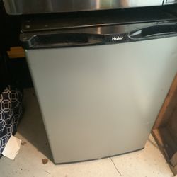 Mini Refrigerator 