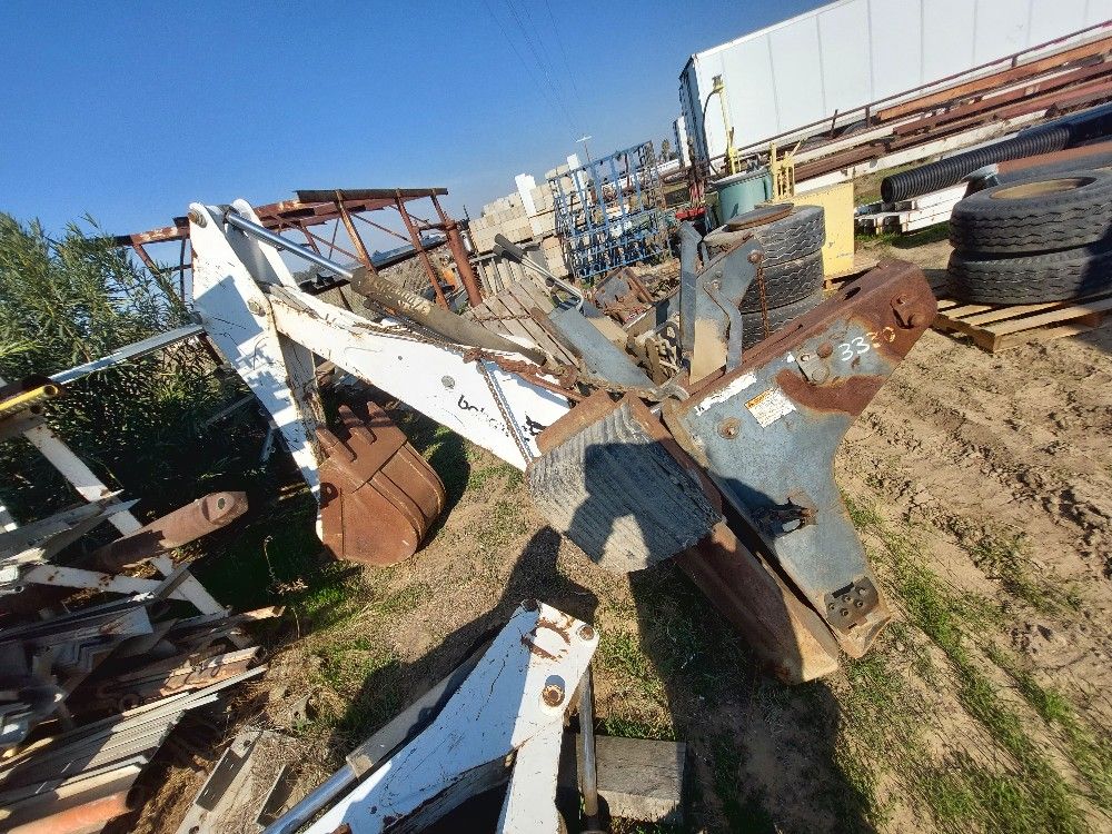 Bobcat Backhoe Attachment 1500$