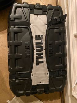 Thule Sweden Hard Shell Luggage Case