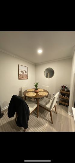 Dining Room Table and Chairs