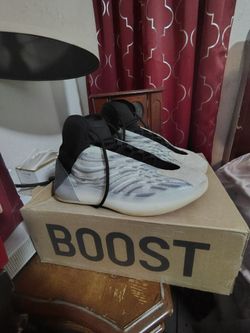Yeezy bsktbl sz 11.5
