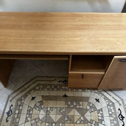 Desk With Keyboard Drawer And Storage