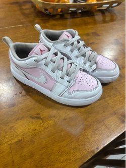 Pink Jordan Jordan 1 Low Alt "Pink Foam/White/Fire Red" Toddler Girls' Shoe