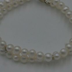 14KT YELLOW GOLD DOUBLE PEARL CLUSP BRACELET W 4 DIAMONDS 13 GRAMS 7 INCHES MINT