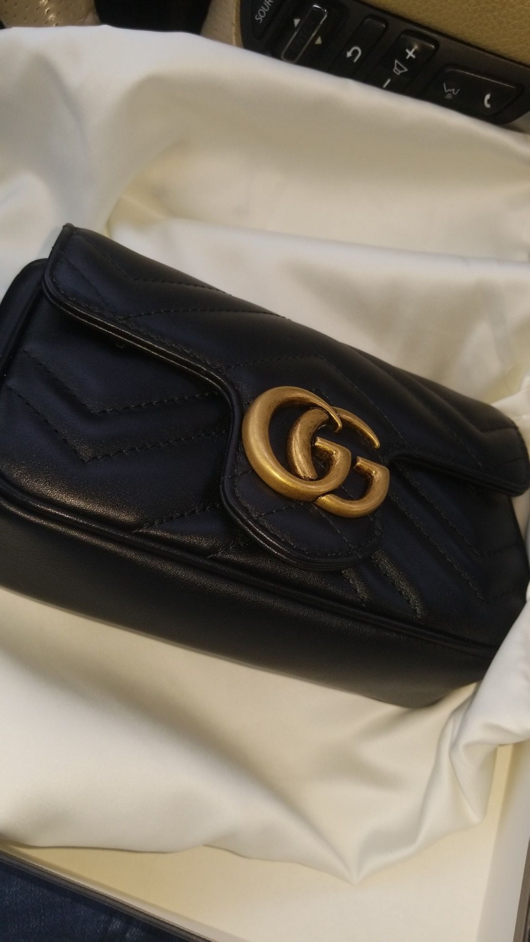 Gucci Handbag For women