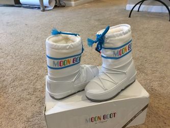 Brand New The Original Moon Boots (Kids)