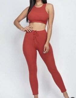 Crop Top & Leggings Outfit - Rust Color