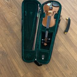 Violin 1/4 Size and Shoulder Rest