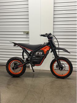 Electric Dirt Bike Vela E8 (Brand New ) 3500W motor ⚡️ 40mph+