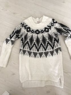 Women's size medium sweater