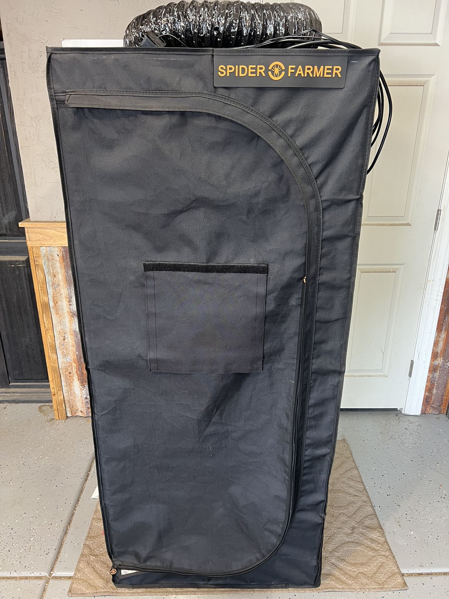 Spider Farmer Grow Tent-Complete Set 62in Hx27in W